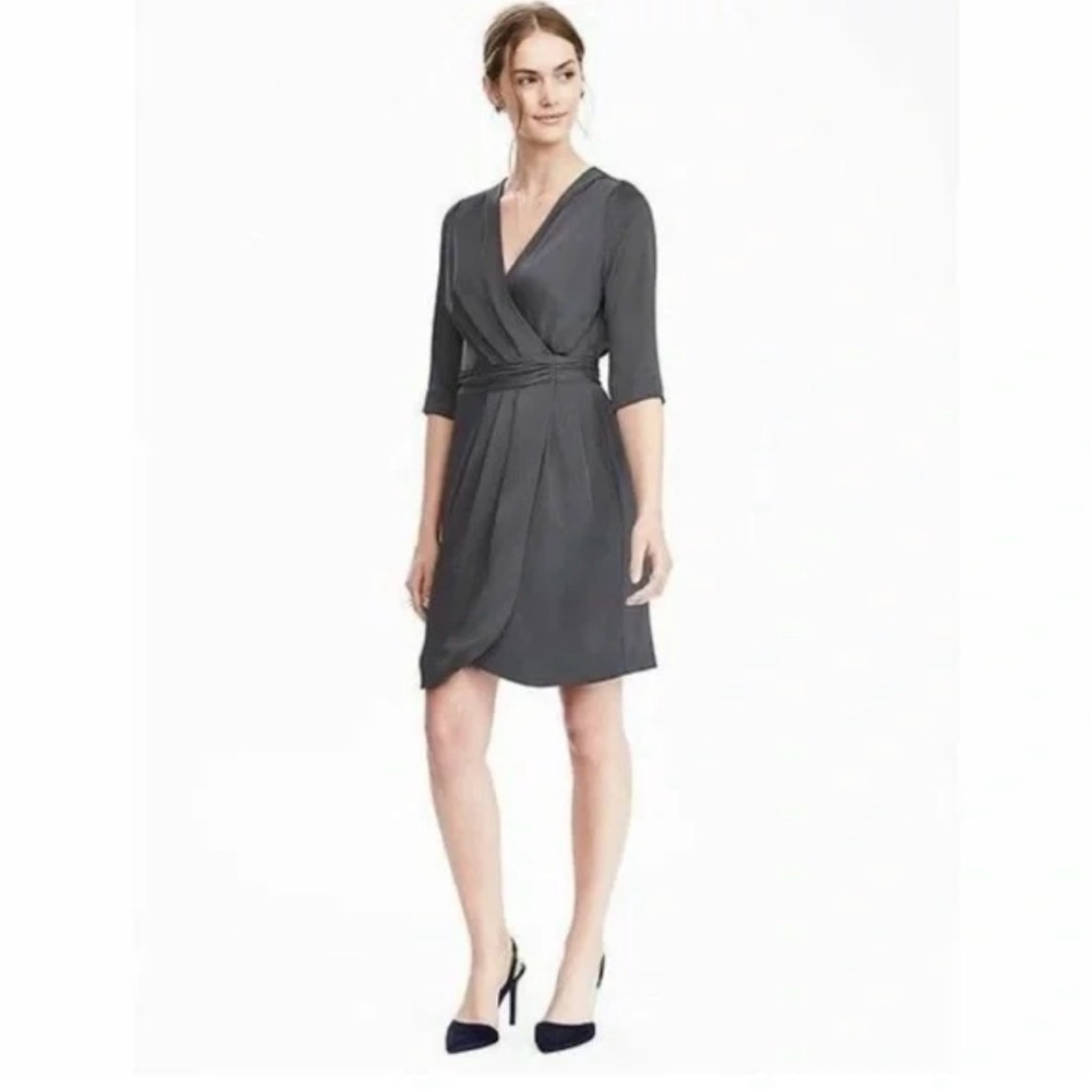 Banana Republic Wrap Dress Size 6 | Charcoal Grey V-Neck Midi | NWT |